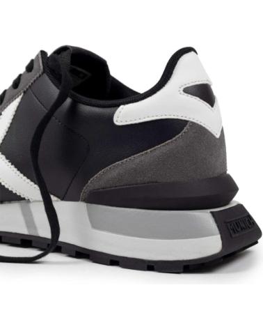 MUNICH - ZAPATILLAS NEGRAS PARA HOMBRE - SAPPORO 196