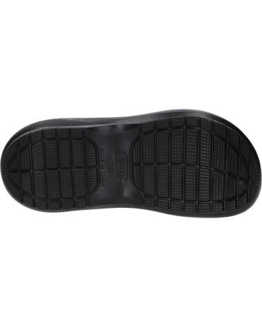 SABOTS XTI 143888 Z C NOIR AVEC ORNEMENTS MÉTALLIQUES Z C NEGRO