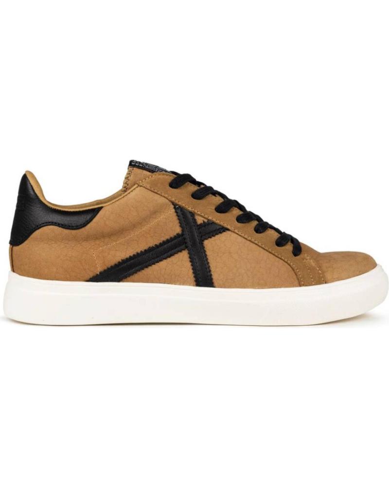 MUNICH RETE 8080102 CAMEL BROWN