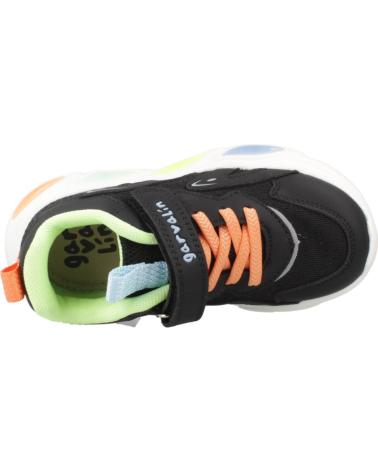 GARVALIN DEPORTIVAS CON LUZ PARA NINO 251808 NEGROA054