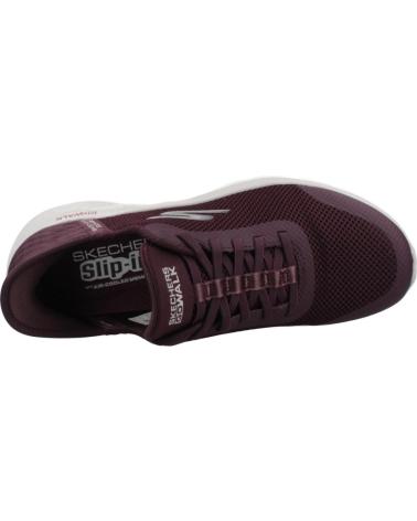 SKECHERS ZAPATILLAS SLIP-INS GO WALK FLEX BURDEOS ROJO