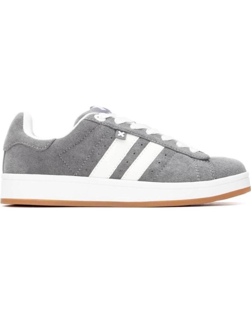XTI 144546 GREY SNEAKERS WITH WHITE STRIPES GRIS