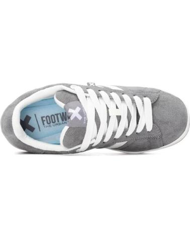 XTI 144546 GREY SNEAKERS WITH WHITE STRIPES GRIS