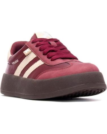 XTI SNEAKERS 151409 BORDEAUX WITH BEIGE SIDE STRIPES AZUL