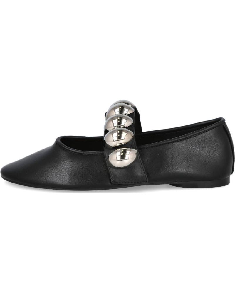 BALLERINES CORINA M5620 AVEC ORNEMENTS MÉTALLIQUES NOIRS NEGRO