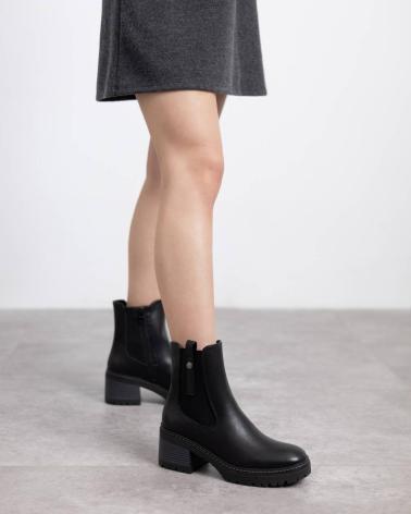 XTI BIKER ANKLE BOOT 144456 BLACK WITH ELASTIC PANELS AND PLATFORM NEGRO