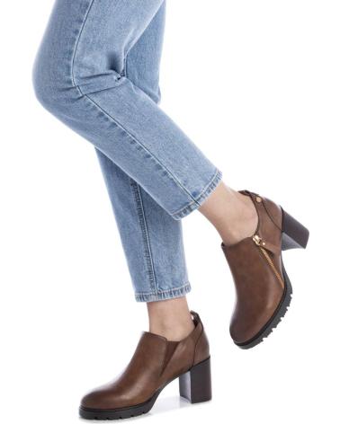 XTI 144301 CAMEL ANKLE BOOT WITH BLOCK HEEL AND ZIPPER CAMEL