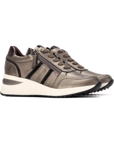 ZAPATILLAS CASUAL XTI 144407 METÁLICAS COLOR PLOMO METáLICO