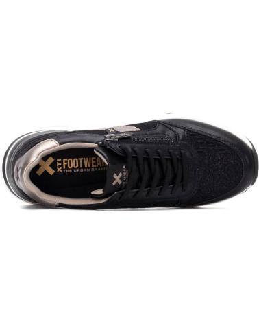 TÊNIS XTI 144629 PRETOS COM DETALHES METALIZADOS NEGRO