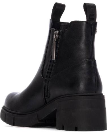 BOTÍN CHELSEA REFRESH 172905 NEGRO CON TACÓN Y SUELA TRACK NEGRO