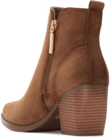 BOTÍN REFRESH 173015 CON CREMALLERA Y BORLA TAUPE TAUPE