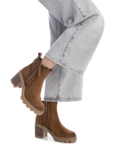 BOTÍN REFRESH 173031 CAMEL - SUELA TRACK Y TACÓN ANCHO CAMEL