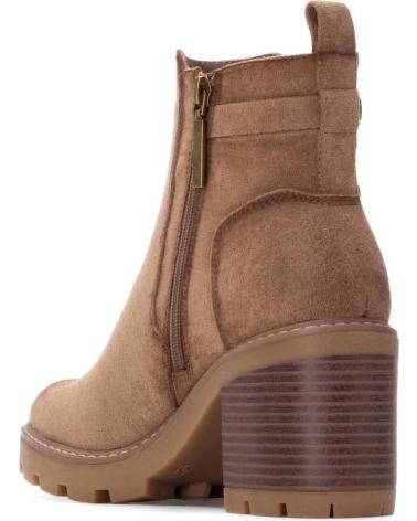 BOTÍN REFRESH 173031 BEIGE - SUELA TRACK Y TACÓN ANCHO BEIGE