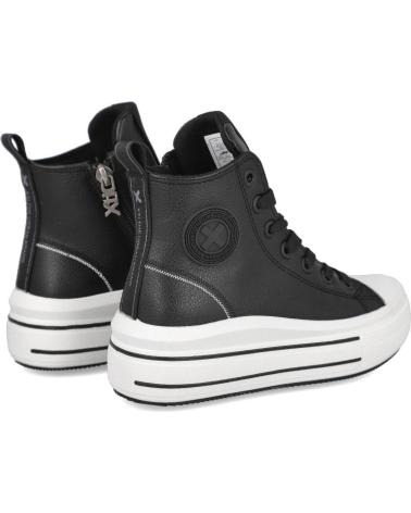 XTI BOTAS EN PARA NINAS NEGRO