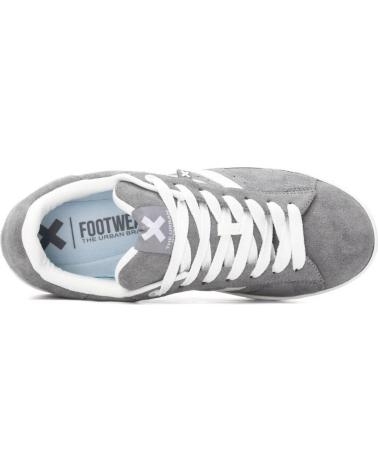 XTI 144546 GREY SNEAKERS WITH WHITE STRIPES GRIS