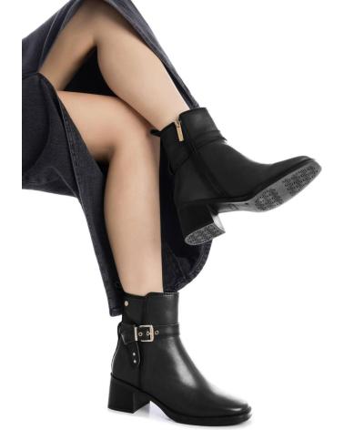 CARMELA 162541 NOIR AVEC BOUCLE DORÉE NEGRO