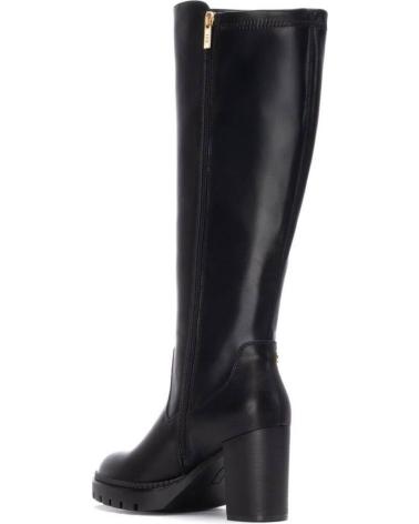 STIVALE ALTO XTI 144524 NERO CON TACCO BLOCCO E SUOLA CARRARMATO NEGRO