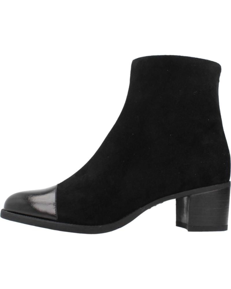 STIVALETTI PIESANTO 245441P NERI CON PUNTA IN VERNICE NEGRO