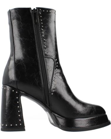 BOTAS NOA HARMON MODELO 9808N NEGRAS CON HEBILLAS Y PLATAFORMA NEGRO