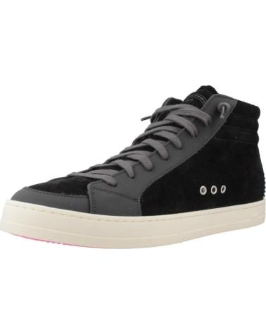 P448 ZAPATILLAS SKATEW NEGRAS CON TACHUELAS Y CREMALLERA LATERAL BLKST