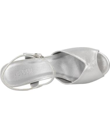 MENBUR SANDALIAS DE FIESTA PLATA MODELO 256620W09M SILVER