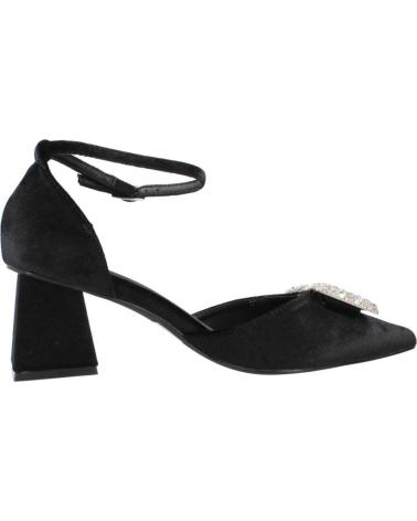 MENBUR SAMT-PUMPS MIT BLOCKABSATZ UND QUADRATISCHER SCHNALLE - MODELL 259310W01M SCHWARZ BLACK