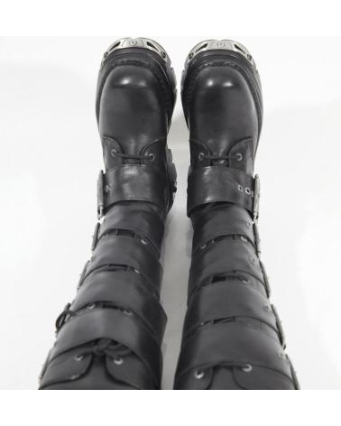 BOTAS ALTAS NEW ROCK METALLIC PRETAS COM FIVELAS NEGRO