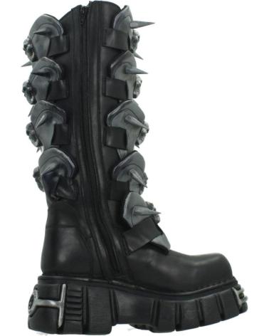 NEW ROCK STIEFEL M760 C1 SCHWARZ MIT TOTENKÖPFEN, NIETEN UND PLATEAU NEGRO