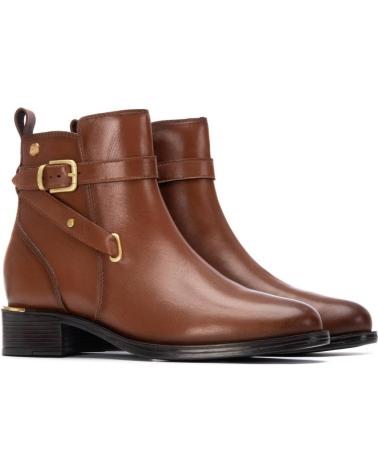 BOTTINE CARMELA 162475 EN CUIR CAMEL AVEC BOUCLE DÉCORATIVE CAMEL