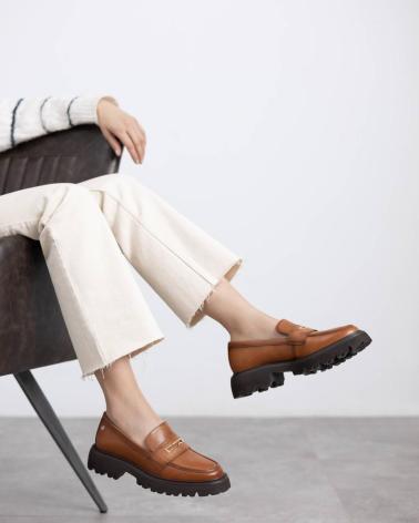 CARMELA 162545 CAMEL LOAFERS WITH TRACK SOLE CAMEL