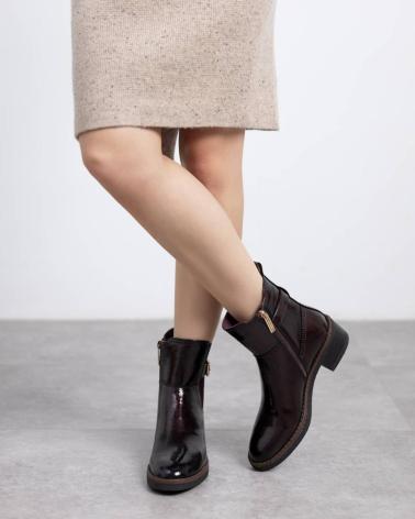 BOTA CHELSEA DE COURO CARMELA 162579 BORDÔ COM FIVELA DECORATIVA BURDEOS