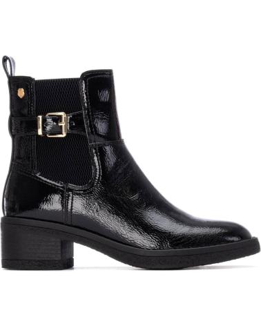 BOTA CHELSEA DE COURO CARMELA 162579 PRETO COM FIVELA DECORATIVA NEGRO