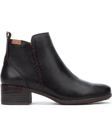 PIKOLINOS 8950 LEATHER ANKLE BOOTS IN BLACK NEGRO