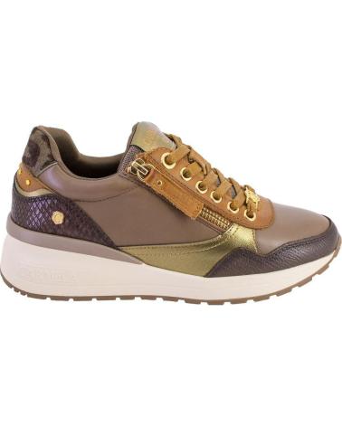 CARMELA 162442 BROWN LEATHER CASUAL SNEAKERS WITH CONTRASTING DETAILS MARRON