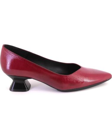 DANIELA VEGA 2333 ZAPATOS DE TACÓN BAJO GEOMÉTRICO BURDEOS BURDEOS