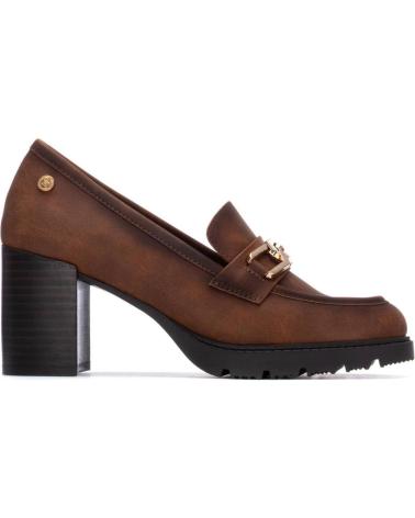 MOCASSIN XTI 144302 CAMEL AVEC PLATEFORME ET CHAÎNE DORÉE CAMEL