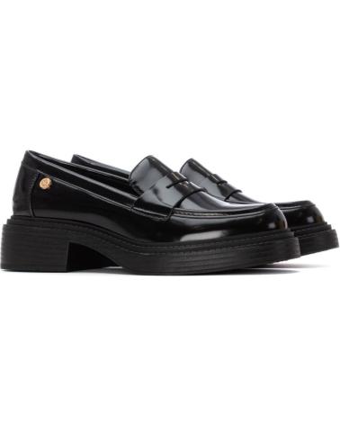MOCASINES XTI 144528 NEGROS DE CHAROL CON PLATAFORMA NEGRO