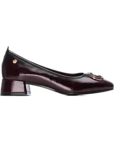 CARMELA 162540 BURGUNDY LOW HEEL PUMPS BURDEOS