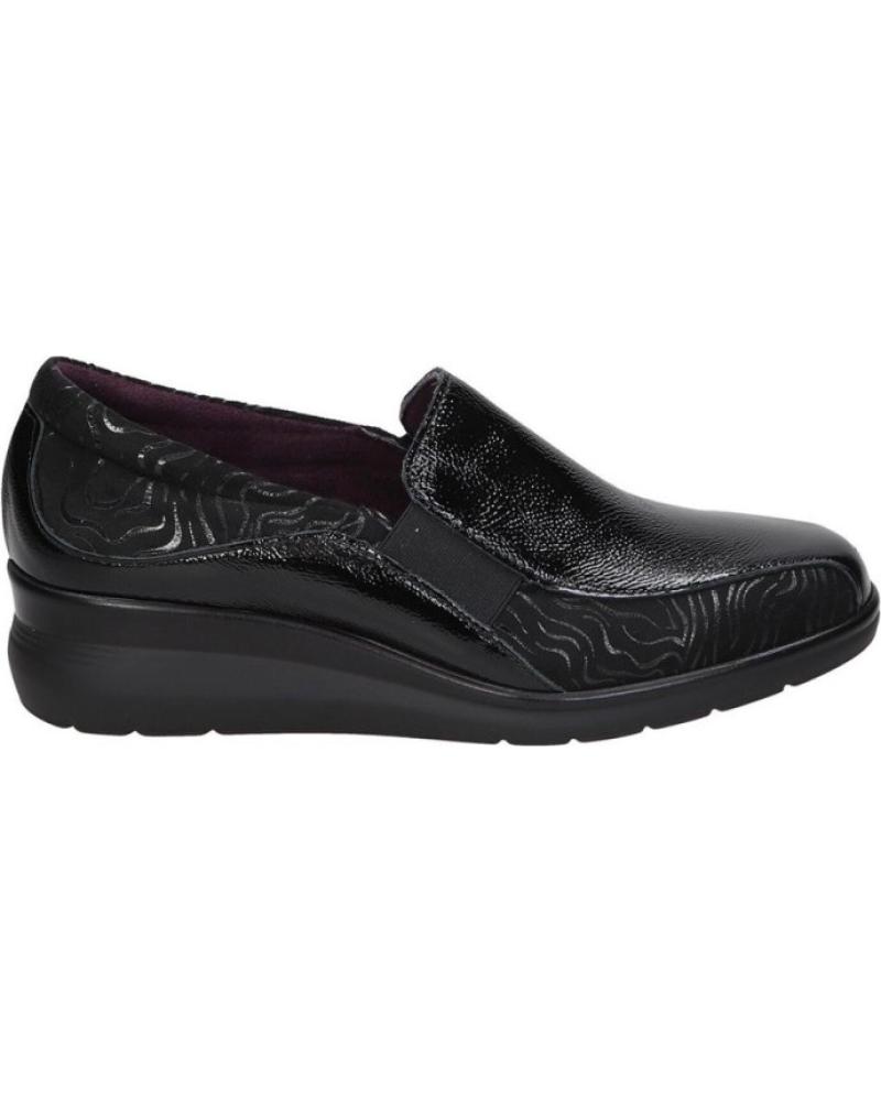 PITILLOS MOKASSINS 10730 AUS SCHWARZEM LACKLEDER MIT LEDERKOMFORT NEGRO