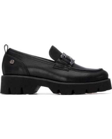 MOCASSINS XTI 144678 PRETOS COM CORRENTE NEGRO