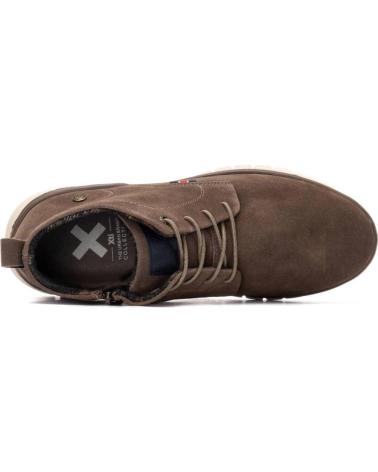 XTI 144675 TAUPE SUEDE CHUKKA BOOT WITH SPORTY SOLE TAUPE