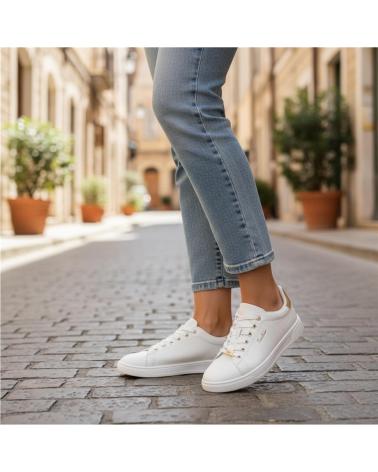 CALZADOMANIA BAMBA NAPA FILO METALIZADOS ORO