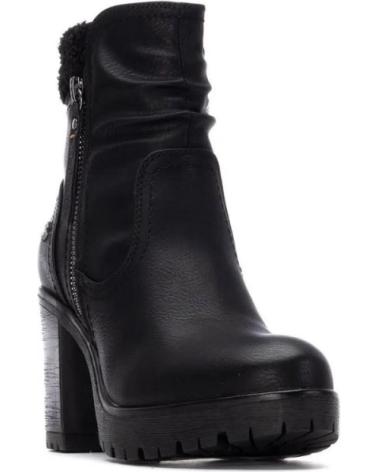 REFRESH 173199 NEGROS CON TACÓN NEGRO