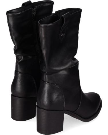 CHIKA10 CHIKA 10 BOTA CON TACON MEDIO PARA MUJER YANG 05 COLOR NEGRO