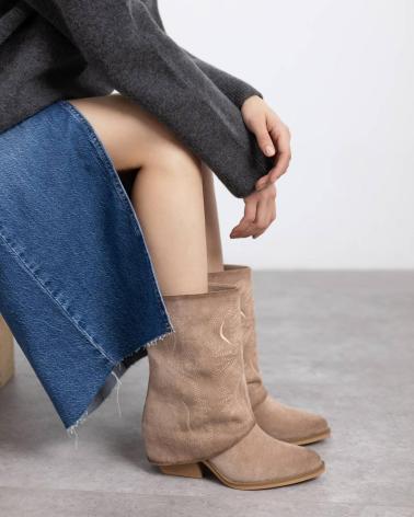 STIVALETTO COWBOY XTI 144470 BEIGE CON RICAMI STILE WESTERN BEIGE