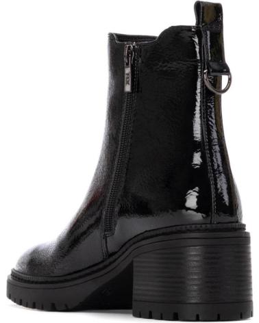 STIVALETTO CHELSEA XTI 144277 NERO EFFETTO VERNICE CON SUOLA CARRARMATO NEGRO