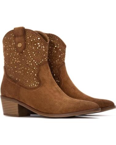 XTI 144309 CAMEL COWBOY ANKLE BOOT WITH PERFORATED DETAILS CAMEL