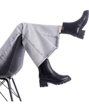 STIVALETTO CHELSEA XTI 144311 NERO CON SUOLA CARRARMATO NEGRO