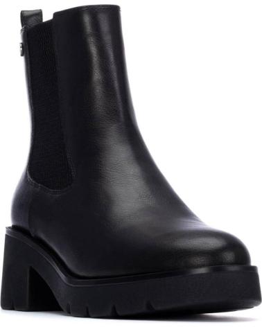 STIVALETTO CHELSEA XTI 144311 NERO CON SUOLA CARRARMATO NEGRO