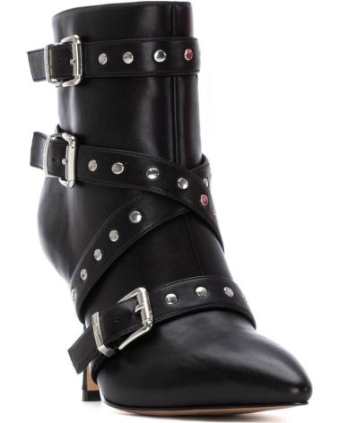 BOTÍN XTI 144649 NEGRO CON HEBILLAS Y TACHUELAS NEGRO